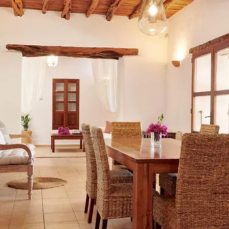 Villa Mago Santa Gertrudis (Ibiza)